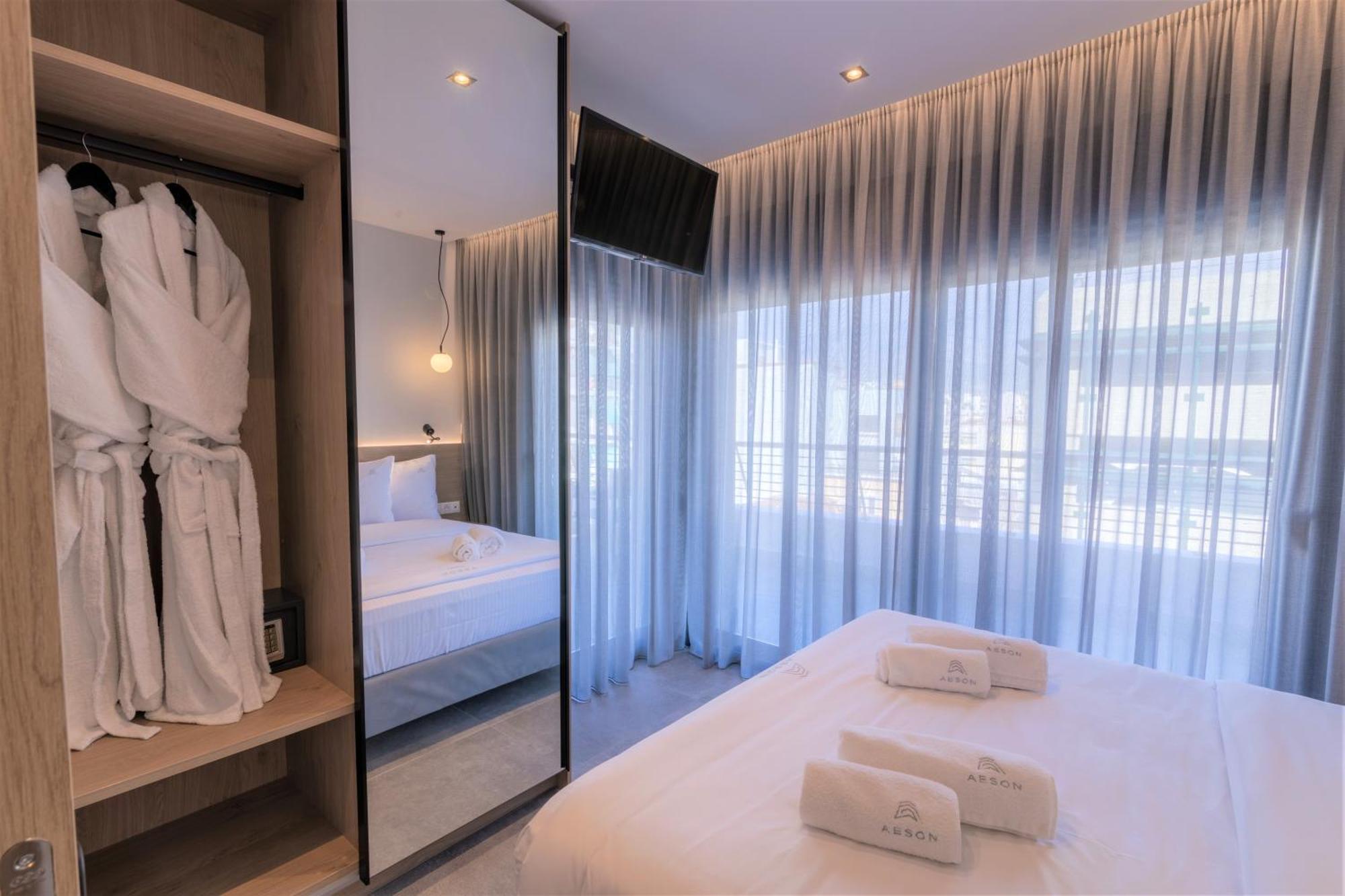 Aeson Premium Living Aparthotel Volos Exterior photo