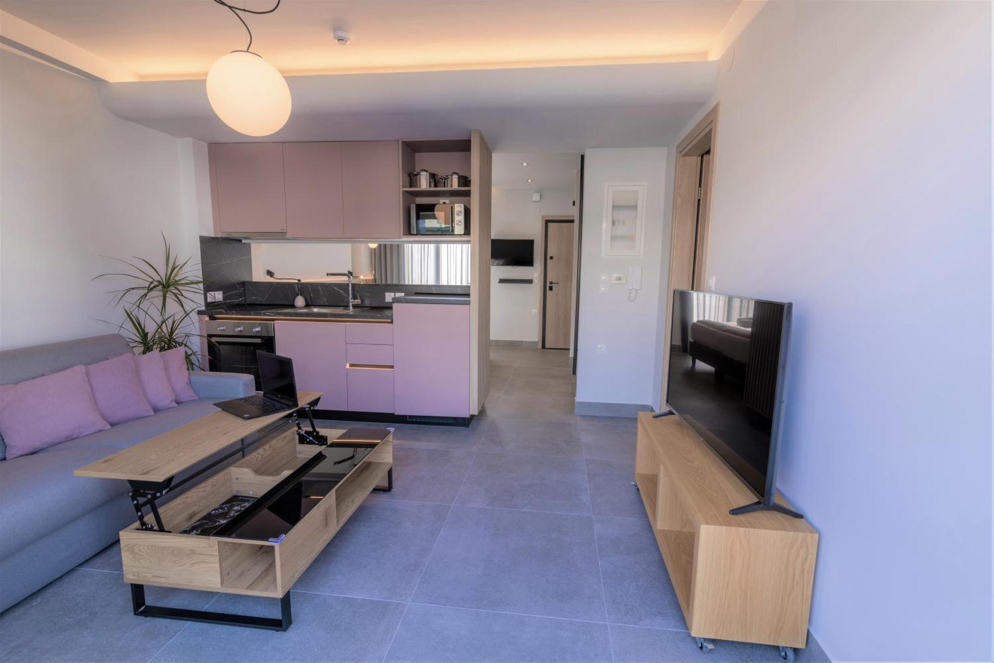 Aeson Premium Living Aparthotel Volos Exterior photo